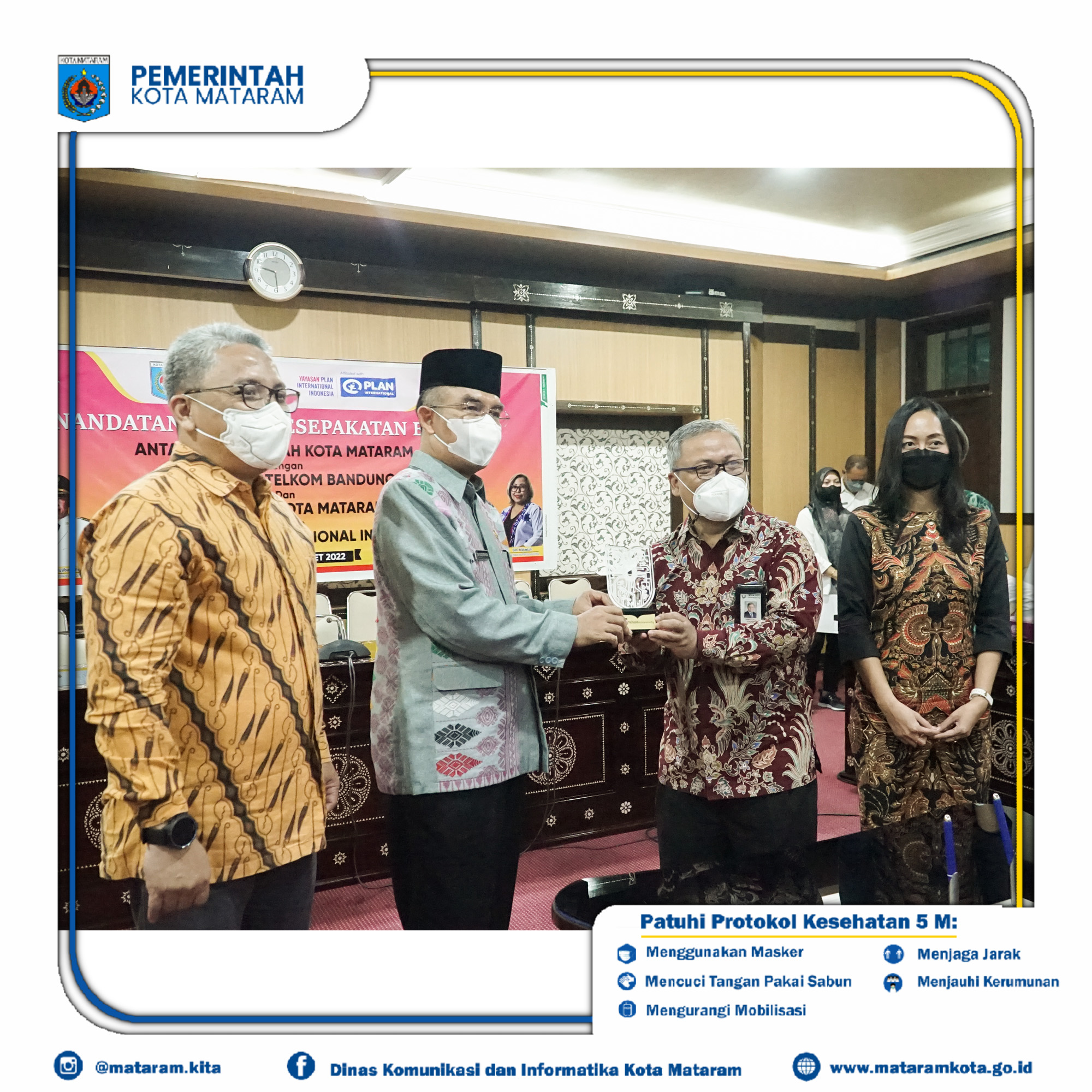 MoU Kesepakatan bersama antara Pemerintah Kota Mataram dengan Universitas Telkom Bandung dan Yayasan Plan Internasional