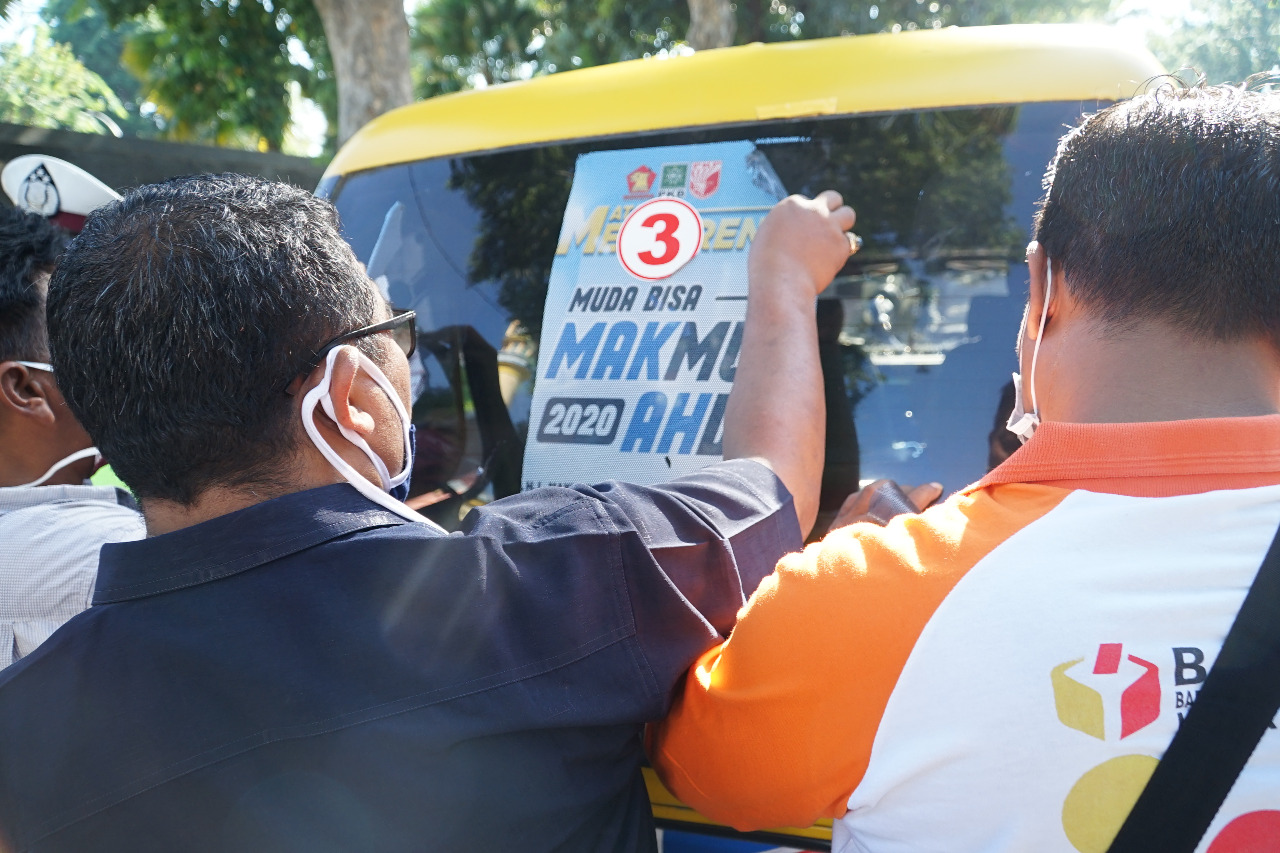 Penertiban Alat Peraga Kampanye Oleh Tim Terpadu Kota Mataram