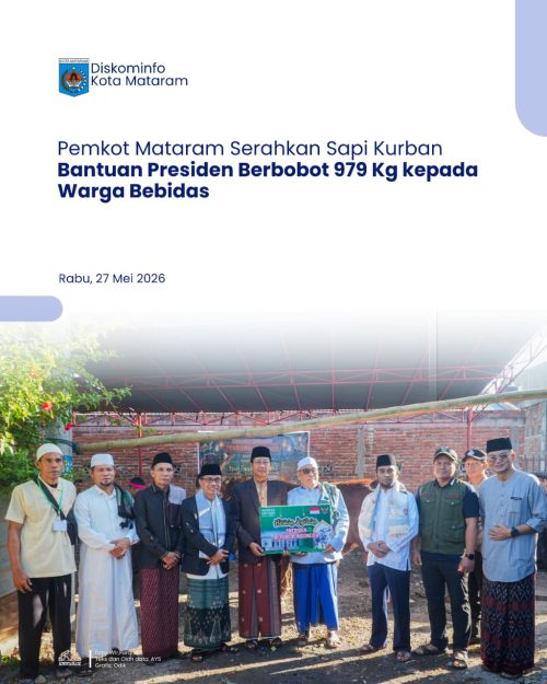 Pemkot Mataram Serahkan Sapi Kurban Bantuan Presiden Berbobot 979 Kg kepada Warga Bebidas